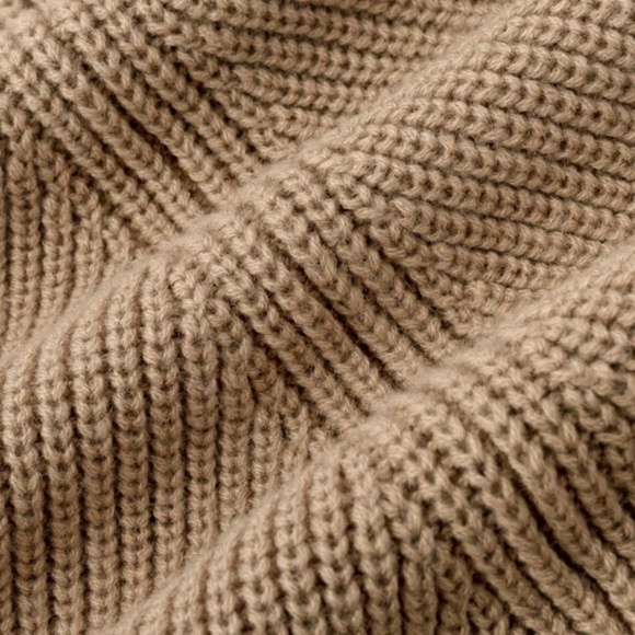 Last 1! Chunky Knit Poncho Sweater - Picture 7 of 8